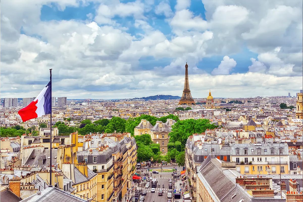 Assurance vie en France : Le placement préféré des Français en 2025